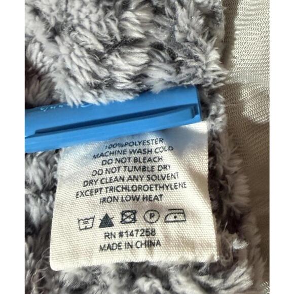 Simply Southern Sherpa 1/4 Zip Pullover Womens Size Medium Gray Pink Plaid Trim - Picture 9 of 13